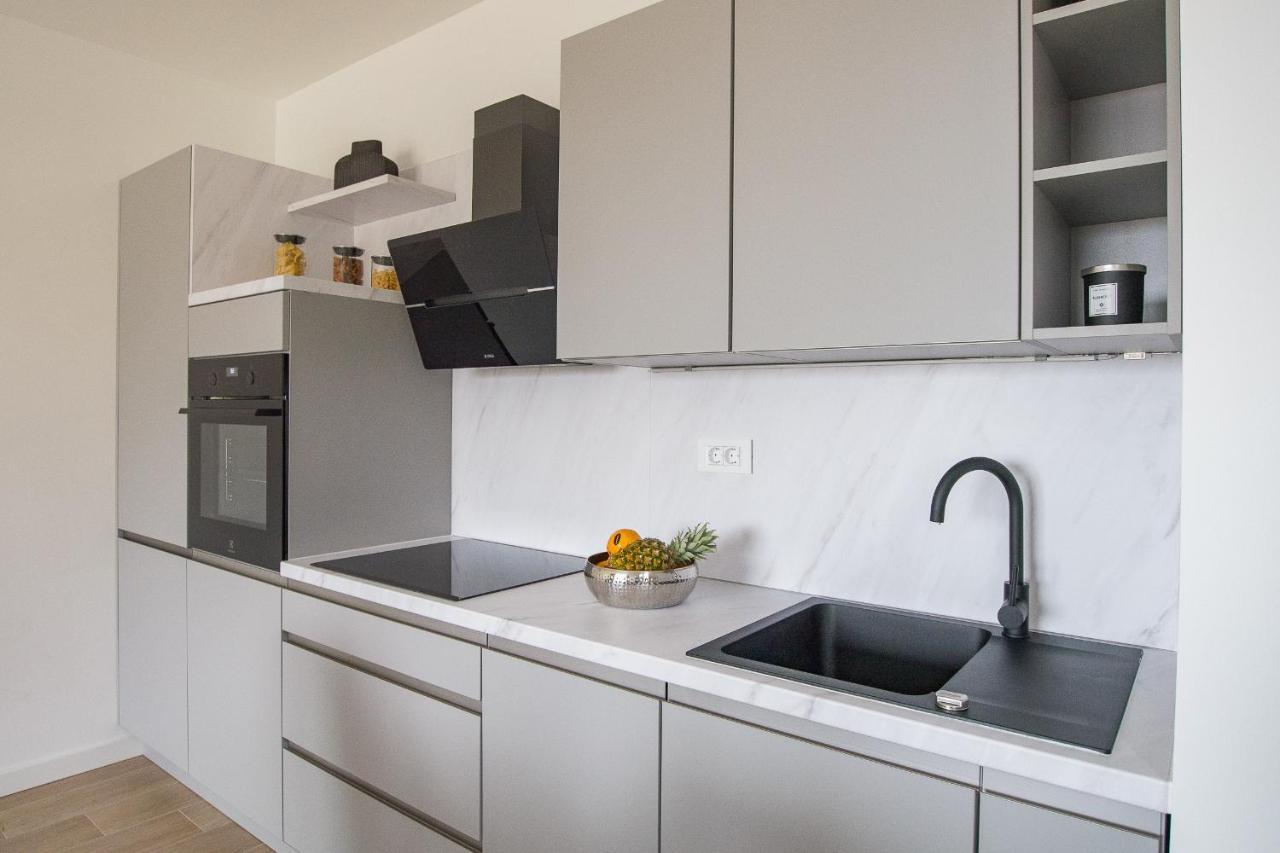 מאקרסקה Residence Ivano מראה חיצוני תמונה